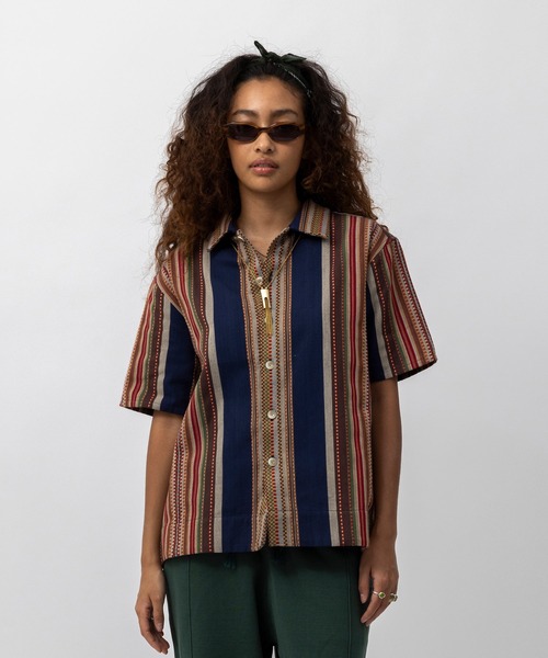 UNION(UNION TOKYO)(ユニオン)の「UNION TOKYO JACQUARD SS SHIRT ユニオントーキョー シャツ(シャツ/ブラウス・メンズ・ネイビー/ベージュ・XL/L/M/S)」の2枚目の写真