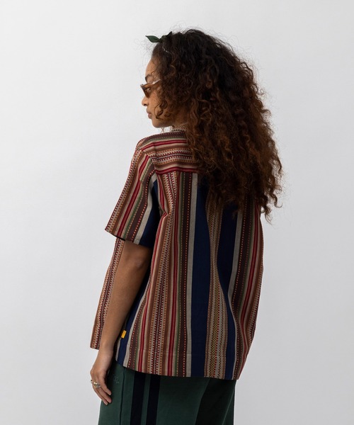 UNION(UNION TOKYO)(ユニオン)の「UNION TOKYO JACQUARD SS SHIRT ユニオントーキョー シャツ(シャツ/ブラウス・メンズ・ネイビー/ベージュ・XL/L/M/S)」の7枚目の写真