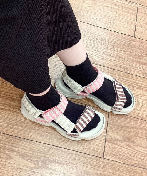 CAMPER（カンペール）の「[カンペール] KARST SANDAL / サンダル（サンダル・レディース・ピンク・25.0cm/25.5cm/24.0cm/23.5cm/22.5cm/23.0cm）」の6枚目の写真