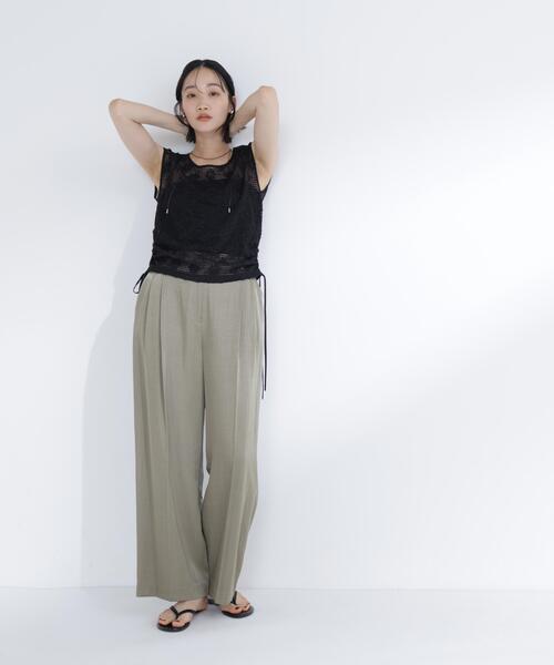 NATURAL BEAUTY BASIC(ナチュラルビューティーベーシック)の「ドロストレースカットソー(Tシャツ/カットソー・レディース・オフホワイト/ブラック・フリ-)」の9枚目の写真