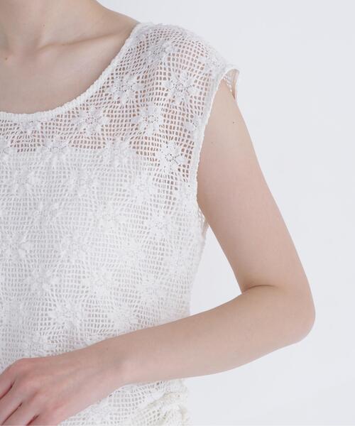 NATURAL BEAUTY BASIC(ナチュラルビューティーベーシック)の「ドロストレースカットソー(Tシャツ/カットソー・レディース・オフホワイト/ブラック・フリ-)」の4枚目の写真