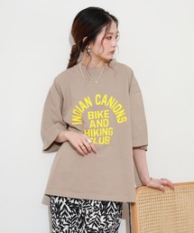 LE MELANGE アーチロゴプリント半袖Tシャツ
