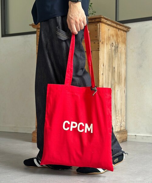 CPCM(シーピーシーエム)の「【WEB限定カラーあり】CPCMロゴトート(トートバッグ・メンズ・ブラック/ブルー/ネイビー/オレンジ/グリーン/レッド/ブラウン・FREE)」の6枚目の写真