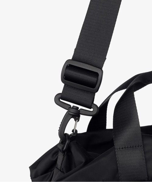 THE NORTH FACE(ザノースフェイス)の「TNF/WL-BONNEY DUFFLE BAG(ボストンバッグ・メンズ・シルバー/クリーム/ブラック・FREE)」の6枚目の写真