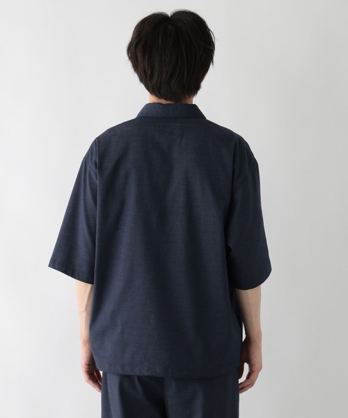 GLOBAL WORK(グローバルワーク)の「クリーンデニム/スキッパーシャツ/半袖/680656(シャツ/ブラウス・メンズ・ダークネイビー/ネイビー・LARGE/MEDIUM/SMALL)」の21枚目の写真