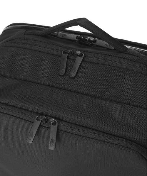 THE NORTH FACE(ザノースフェイス)の「THE NORTH FACE/ザ・ノース・フェイス/Shuttle DayPack(バックパック/リュック・メンズ・ブラック・F)」の4枚目の写真