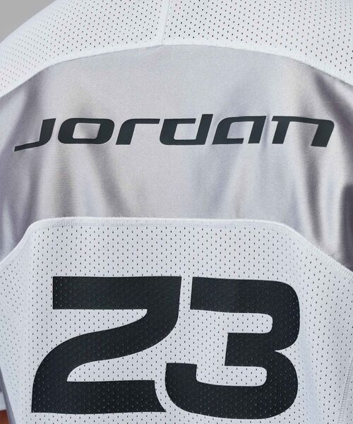 JORDAN BRAND(ジョーダンブランド)の「ジョーダン フライト メンズ ジャージー トップ / Jordan Flight Men's Jersey Top IF1913-100 White(Tシャツ/カットソー・メンズ・ホワイト・XL/M/L/2XL/S)」の4枚目の写真