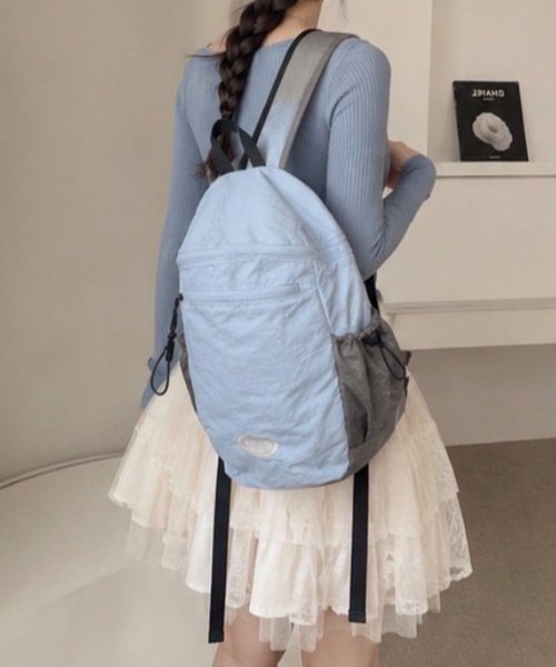 Teem Store(チームストア)の「【大容量/A4対応】配色ナイロン軽量バックパック(バックパック/リュック・レディース・ブルー/イエロー/アイボリー・F)」の10枚目の写真