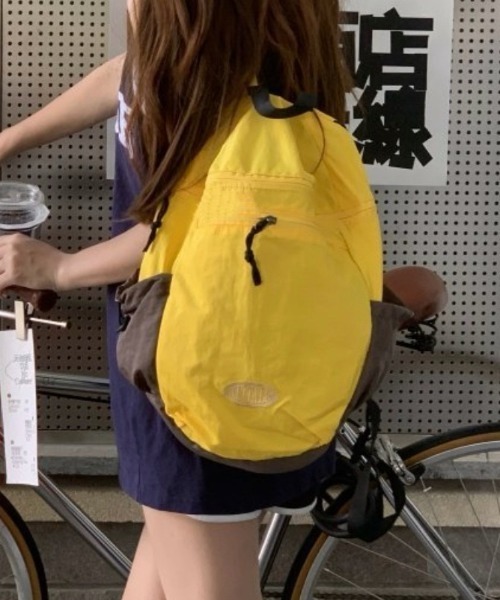 Teem Store(チームストア)の「【大容量/A4対応】配色ナイロン軽量バックパック(バックパック/リュック・レディース・ブルー/イエロー/アイボリー・F)」の20枚目の写真