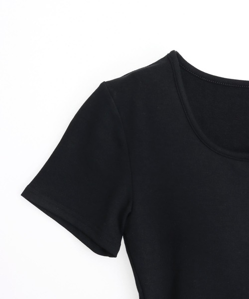 ANAP(アナップ)の「カップ付 ボタンデザイン ぴたっとTシャツ(Tシャツ/カットソー・レディース・ブラック/ホワイト・F)」の15枚目の写真
