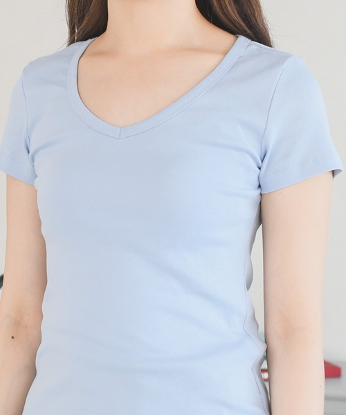 MISCH MASCH(ミッシュマッシュ)の「2026春夏新作 シンプルVネックトップス(Tシャツ/カットソー・レディース・イエロー/ホワイト/ブルー/ブラック・フリ-)」の7枚目の写真