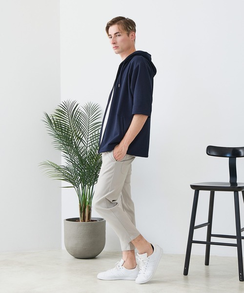 Blue Standard (ブルースタンダード)の「【BLUE STANDARD/ブルースタンダード】【遮熱・UVカット・接触冷感の高機能パンツ】快適スーパーストレッチ7分丈パンツ 軽量 イージーケア 毛玉レス クロップドパンツ(その他パンツ・メンズ・チャコールグレー/ブラック/ベージュ/アイボリー・MEDIUM/LARGE/X-LARGE)」の8枚目の写真