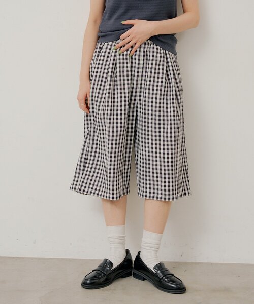 Kastane(カスタネ)の「【UNISEX/2サイズ展開】ギンガムチェックスリーピングショートパンツ(その他パンツ・レディース・ブルー/ブラック・2/1)」の7枚目の写真