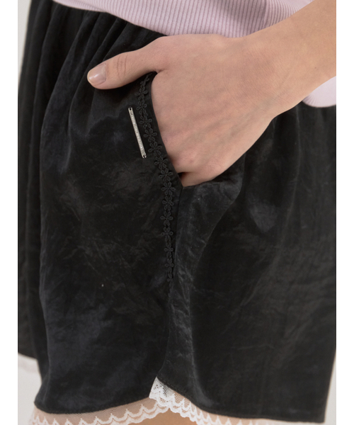 Sorry,Too Much Love(ソーリートゥーマッチラブ)の「Fluid Texture Lounge Shorts_Black(その他パンツ・レディース・その他・FREE)」の3枚目の写真