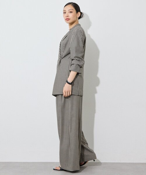 Whim Gazette(ウィムガゼット)の「ギンガムチェックタックパンツ/セットアップ可(その他パンツ・レディース・ブラック/ベージュ・36/38)」の5枚目の写真