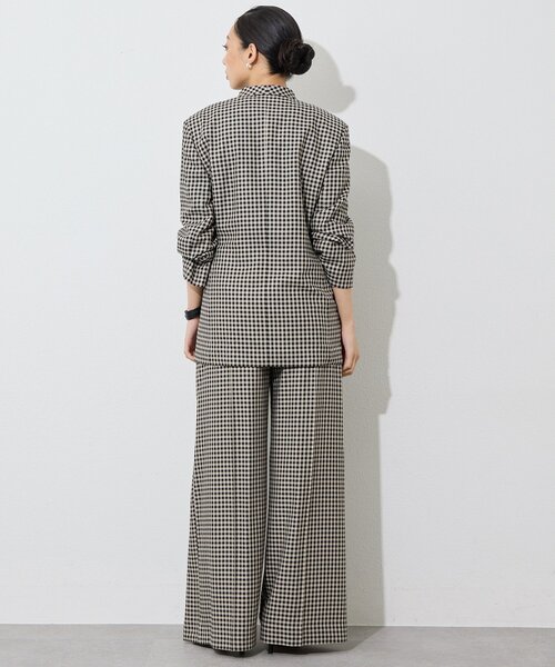 Whim Gazette(ウィムガゼット)の「ギンガムチェックタックパンツ/セットアップ可(その他パンツ・レディース・ブラック/ベージュ・36/38)」の6枚目の写真