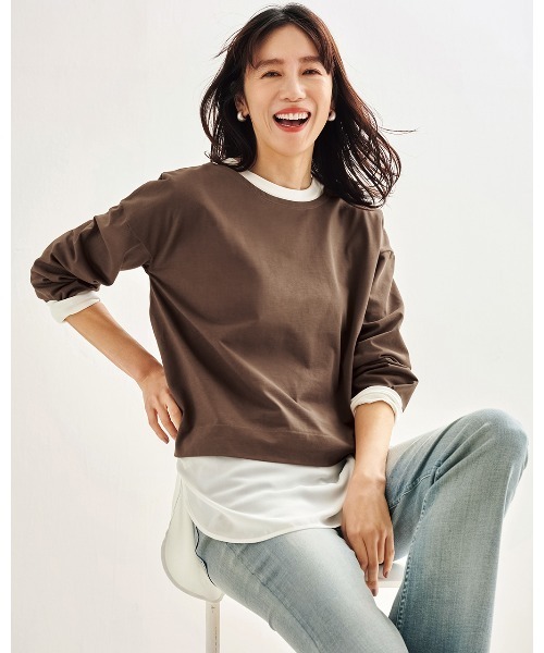 DoCLASSE( ドゥクラッセ)の「高密度シルコットン・抜け感T/コンパクト丈(Tシャツ/カットソー・レディース・ピーコックグリーン系/ピンク/モカ/オフホワイト/ブラック・LL/M/L)」の3枚目の写真