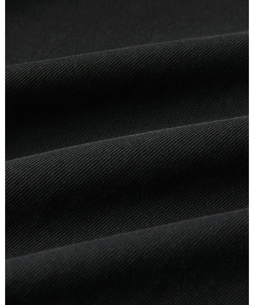 DoCLASSE( ドゥクラッセ)の「高密度シルコットン・抜け感T/コンパクト丈(Tシャツ/カットソー・レディース・ピーコックグリーン系/ピンク/モカ/オフホワイト/ブラック・LL/M/L)」の11枚目の写真
