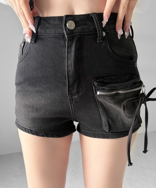 me+em select（ミームセレクト）の「【 ２color ／ ３size 】リボンストリングカーゴポケットデニムショートパンツ／ribbon string cargo pocket denim short pants（デニムパンツ・レディース・ブラック/ブルー・LARGE/SMALL/MEDIUM）」の9枚目の写真