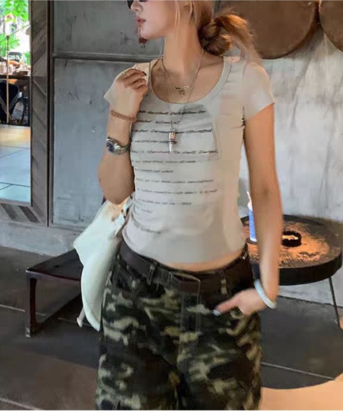 MAISON DE THERESE(メゾン ド テレーズ)の「グランジ レタリングロゴプリント タイトピチTシャツ(Tシャツ/カットソー・レディース・Beige/BROWN・M)」の15枚目の写真