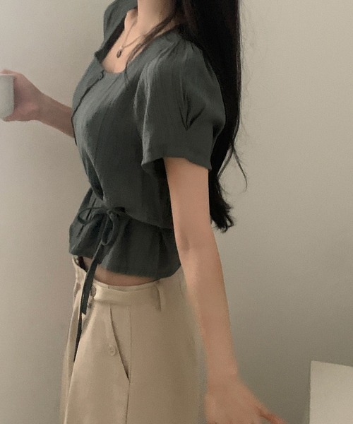 LAFFMO(ラフモ)の「スクエアネック タイ付き半袖ブラウス(シャツ/ブラウス・レディース・グレー/ベージュ・F)」の16枚目の写真