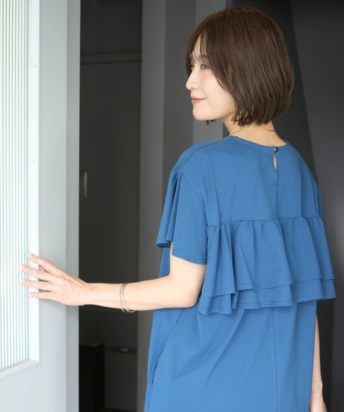 Ehre style（エーレスタイル）の「目を引く後ろ姿 きちんとも休日もバックフリルワンピ（ワンピース・レディース・ブラック/ブルー/ベージュ・FREE）」の4枚目の写真