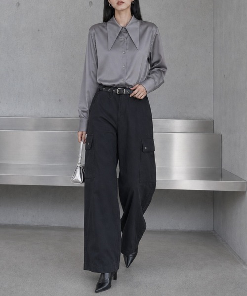 CLOTHY(クロシィ)の「【レトロな襟をモードに更新】ロングカラーデザイン サテンブラウス 秋服(シャツ/ブラウス・レディース・ネイビー/オフホワイト/グレー・FREE)」の22枚目の写真