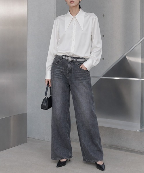 CLOTHY(クロシィ)の「【レトロな襟をモードに更新】ロングカラーデザイン サテンブラウス 秋服(シャツ/ブラウス・レディース・ネイビー/オフホワイト/グレー・FREE)」の15枚目の写真