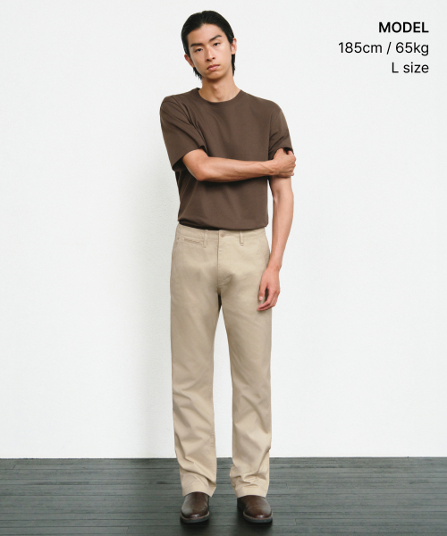 MUSINSA STANDARD（ムシンサスタンダード）の「[プラス] 記者 コットン レギュラークルーネックTシャツ [ブラウン]（Tシャツ/カットソー・メンズ・その他・SMALL/MEDIUM/LARGE/X-LARGE/2XL/3XL）」の2枚目の写真