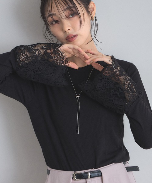 &. NOSTALGIA(アンドドットノスタルジア)の「袖口レースフレア袖プルオーバー(Tシャツ/カットソー・レディース・ブラック/オフホワイト・FREE)」の2枚目の写真