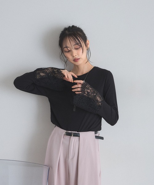 &. NOSTALGIA(アンドドットノスタルジア)の「袖口レースフレア袖プルオーバー(Tシャツ/カットソー・レディース・ブラック/オフホワイト・FREE)」の9枚目の写真