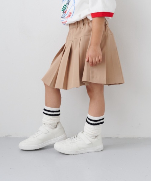 LOWRYS FARM(ローリーズファーム)の「ルーズソックス 1050972(ソックス/靴下・キッズ・オフホワイト/ブラック・LARGE/MEDIUM/X-LARGE)」の1枚目の写真