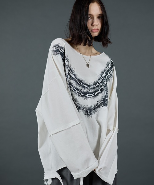 ERAR(エラー)の「【ERAR】ワイドネックフェイクレイヤードネックレスプリントダメージロンT(Tシャツ/カットソー・メンズ・ブラック系1/ホワイト系1/ブラック系2・XL/L/M/S)」の7枚目の写真