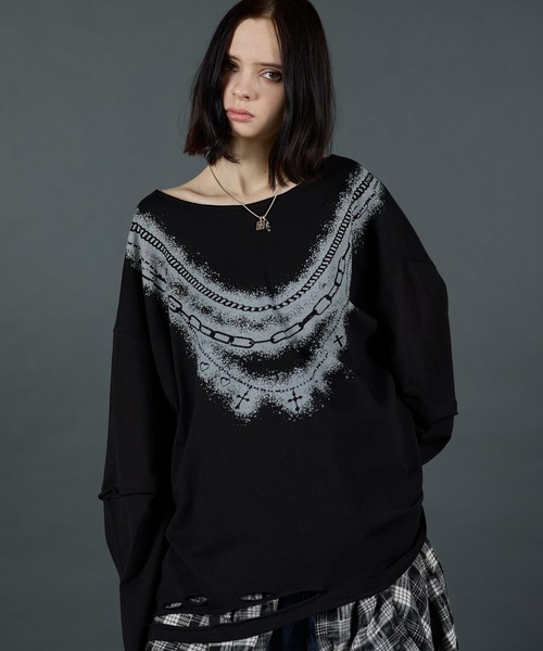 ERAR(エラー)の「【ERAR】ワイドネックフェイクレイヤードネックレスプリントダメージロンT(Tシャツ/カットソー・メンズ・ブラック系1/ホワイト系1/ブラック系2・XL/L/M/S)」の18枚目の写真