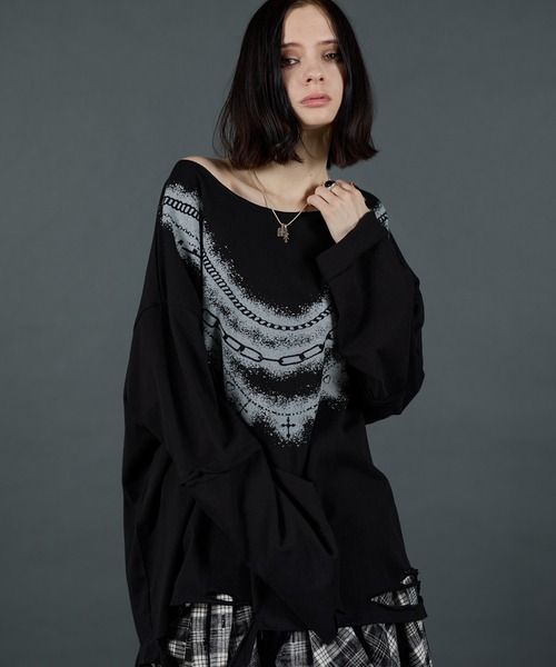 ERAR(エラー)の「【ERAR】ワイドネックフェイクレイヤードネックレスプリントダメージロンT(Tシャツ/カットソー・メンズ・ブラック系1/ホワイト系1/ブラック系2・XL/L/M/S)」の19枚目の写真