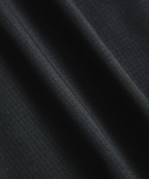 UNITED TOKYO(ユナイテッドトウキョウ)の「【新作】WOOL NYLON RIPSTOP ロングスリーブシャツ |撥水/軽量/通気性/防汚/防臭/耐久/シワ防止(シャツ/ブラウス・メンズ・ライトグレー/ブラック/カーキ・2/1)」の5枚目の写真
