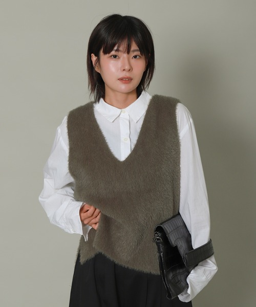シャギーVネックニットベスト（ベスト）｜libelle more（リベル モア
