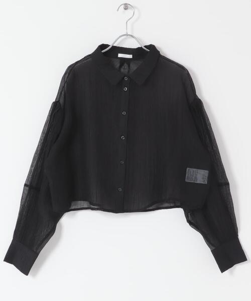 ITEMS URBANRESEARCH（アイテムズ アーバンリサーチ）の「シアークロップドボリュームスリーブシャツ（シャツ/ブラウス・レディース・オフホワイト/オレンジ系その他/ブラック・FREE）」の17枚目の写真