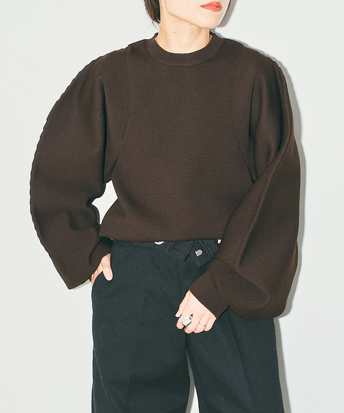 CITYSHOP(シティーショップ)の「VOLUME SLEEVE ニット(ニット/セーター・レディース・ブラック/ブラウン・FREE)」の2枚目の写真