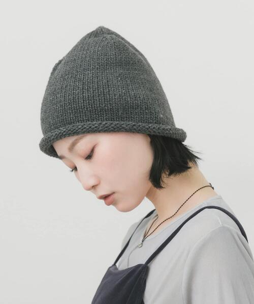 SMELLY(スメリー)の「ロールニットビーニー(ニットキャップ/ビーニー・レディース・ブラウン/チャコールグレー/アイボリー・-)」の14枚目の写真