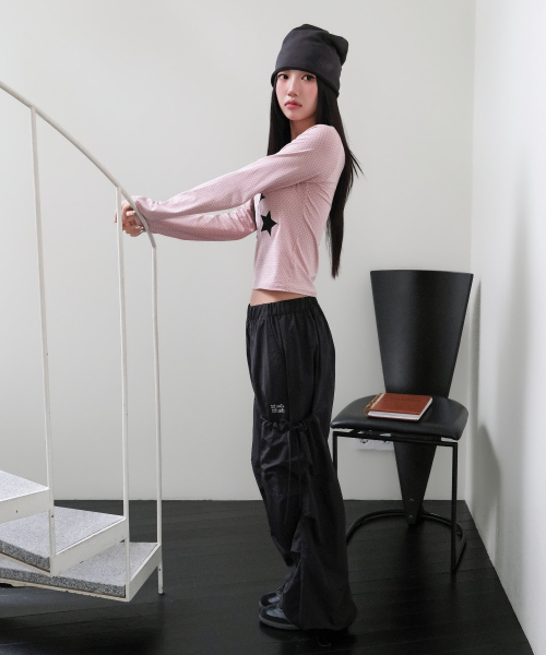 muahmuah（ムーアムーア）の「サイドリボンストリング カーゴポケット ウエストゴムパンツ [ブラック]（スウェットパンツ・レディース・その他・FREE）」の17枚目の写真