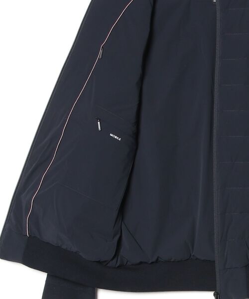 EMPORIO ARMANI（エンポリオアルマーニ）の「【エンポリオ アルマーニ】レギュラーフィット ダウンジャケット CAPSULE TRAVEL ESSENTIAL（ダウンジャケット/コート・メンズ・ネイビー・46/52/50/48）」の8枚目の写真