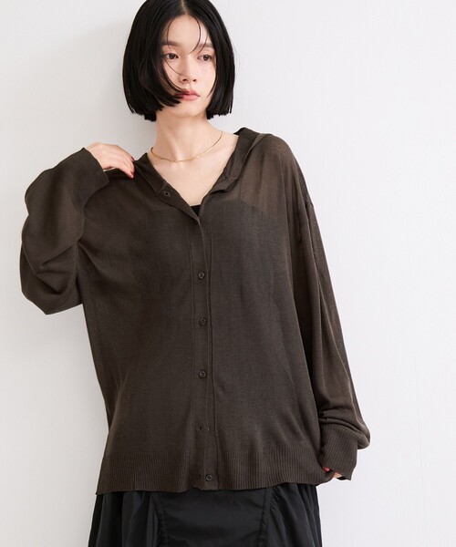 le cercle ADAM ET ROPE'(ルセルクルアダムエロペ)の「メッシュニットフーディーカーディガン(ニット/セーター・レディース・ブラウン/グレー/ブラック/オフホワイト・FREE)」の4枚目の写真