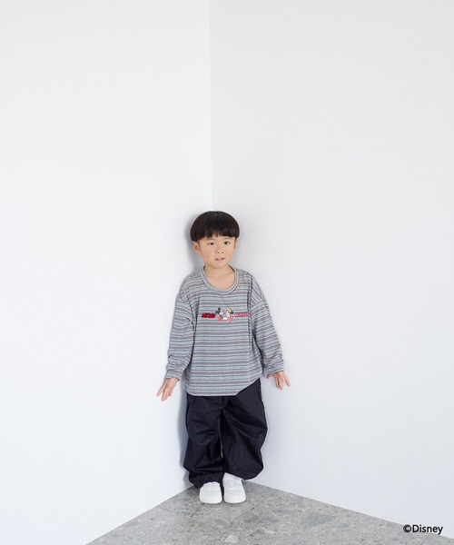 LOWRYS FARM(ローリーズファーム)の「Disney/ボーダーLS 1066191(Tシャツ/カットソー・キッズ・グレー/ライトブルー・120cm/130cm/110cm/140cm/150cm)」の3枚目の写真