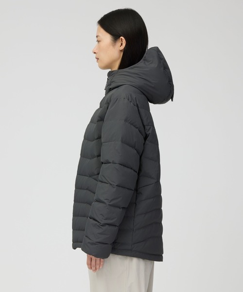 Snow Peak（スノーピーク）の「Snow Peak / Middler Down Parka ミドルダウンパーカー（ダウンジャケット/コート・メンズ・ブラウン/チャコール/ブルー・L/M/XL/S）」の17枚目の写真