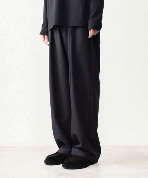 ATTACHMENT(アタッチメント)の「【 LIMITED 】2ウェイストレッチクロス 1タック トラウザーズ / PE 2WAY STRETCH CLOTH 1TUCK TROUSERS(スラックス・メンズ・ブラック/ダークグレー・1/2/4/3)」の8枚目の写真