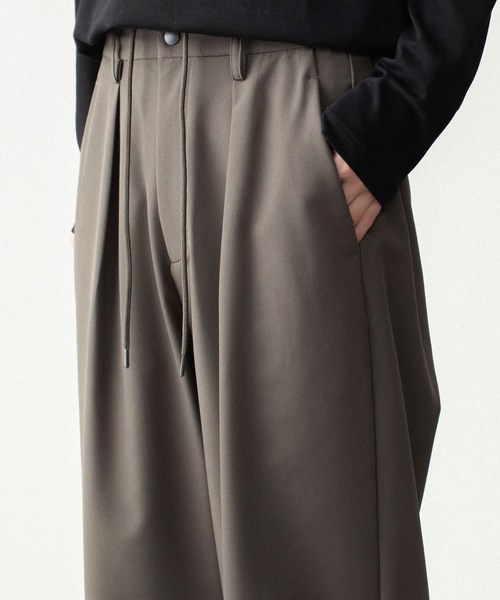 ATTACHMENT(アタッチメント)の「【 LIMITED 】2ウェイストレッチクロス 1タック トラウザーズ / PE 2WAY STRETCH CLOTH 1TUCK TROUSERS(スラックス・メンズ・ブラック/ダークグレー・1/2/4/3)」の15枚目の写真