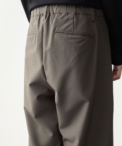 ATTACHMENT(アタッチメント)の「【 LIMITED 】2ウェイストレッチクロス 1タック トラウザーズ / PE 2WAY STRETCH CLOTH 1TUCK TROUSERS(スラックス・メンズ・ブラック/ダークグレー・1/2/4/3)」の13枚目の写真