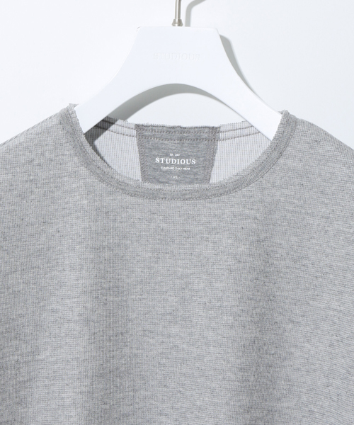 STUDIOUS(ステュディオス)の「コンパクトワッフルラウンドT (Tシャツ/カットソー・メンズ・ホワイト/グレー・3/2/1)」の3枚目の写真