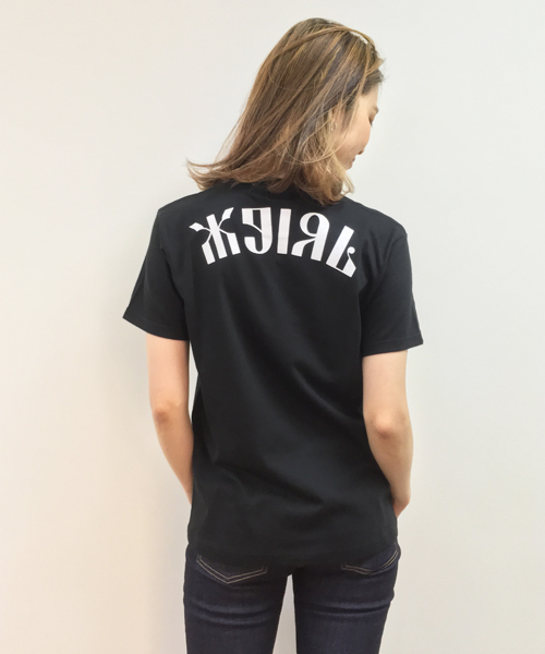 X-girl（エックスガール）の「CROSS S/S TEE /Tシャツ/TEE/半袖/無地/バックプリント/ロゴ/夏/十字架/クロス/タギング（Tシャツ/カットソー・レディース・ホワイト/ピンク/ブラック・2/1）」の2枚目の写真